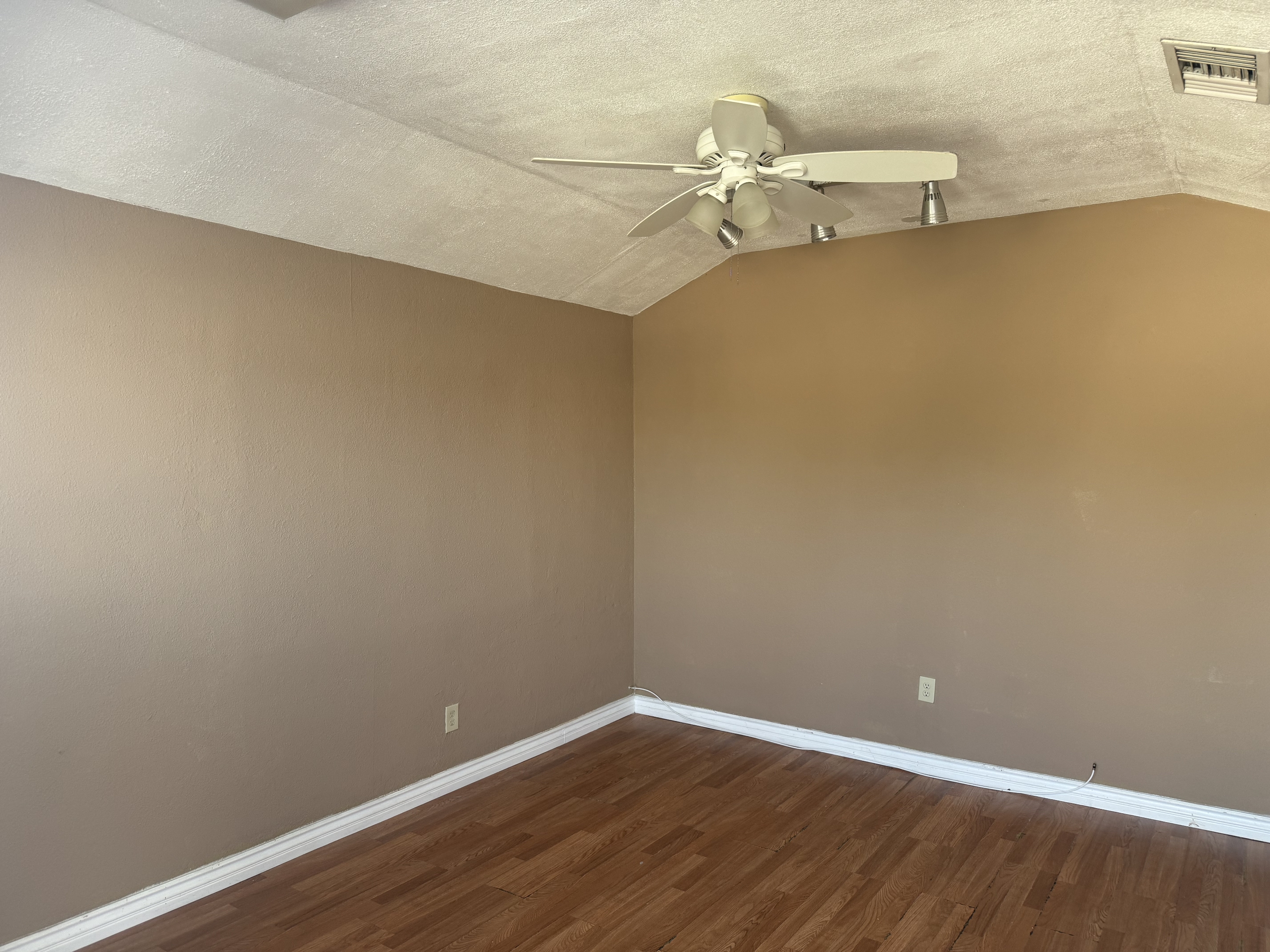 8000 Bay Ave - B & C Studio